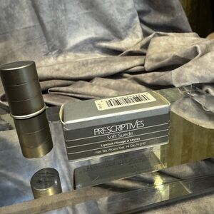 Prescriptive, lipstick, superstar, rare color‎ #537